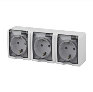Розетка Эра 3х2Р+Е IP54 16AX-250В ОУ Эра Эксперт белый 11-2405-01