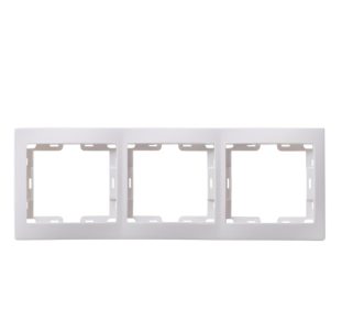 Рамка РГ-3-КБ 3-мест гориз белая КВАРТА ИЭК